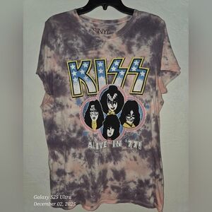 Torrid Kiss Graphic Tee - Purple and Black Tie-Dye